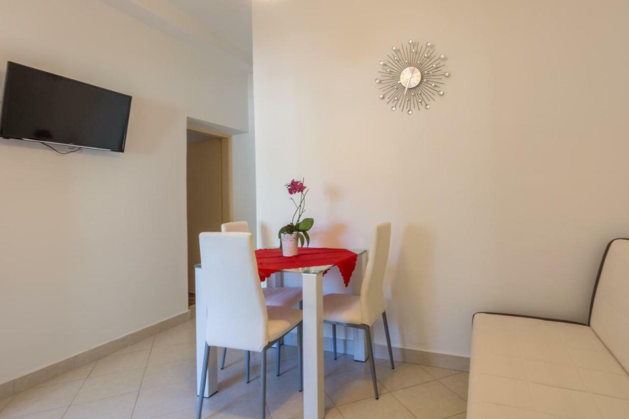 Apartments Tolic Biograd Na Moru Exteriér fotografie